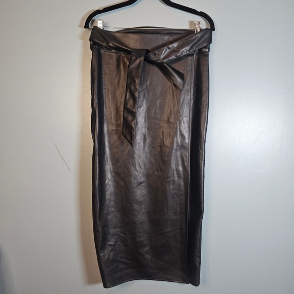 Never Fully Dressed Black Vegan Leather Jaspre Midi Skirt NFDSK590 US 4 NWT  is available for purchase on au PAY Market - Imported Goods Online Store  Co.Ltd. | au PAY Market -
